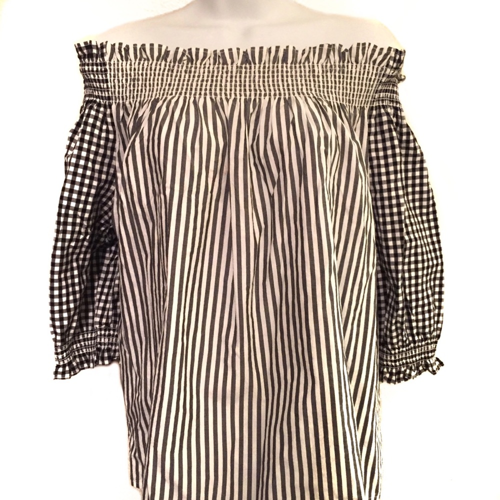 Gap Off The Shoulder Cotton Top